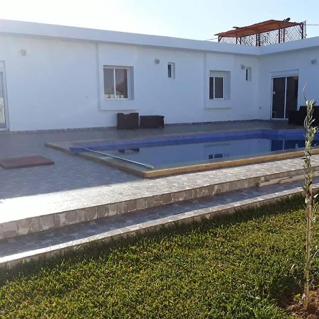 Villa Climatisee Avec Piscine Privee, Ras El Ma Bouarfaten Bagian luar foto