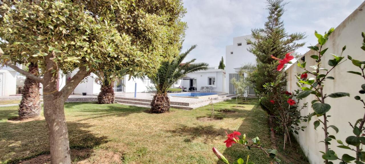 Villa Climatisee Avec Piscine Privee, Ras El Ma Bouarfaten Bagian luar foto